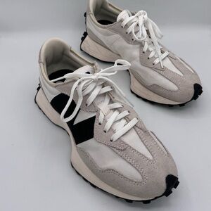 New Balance 327 Sneakers